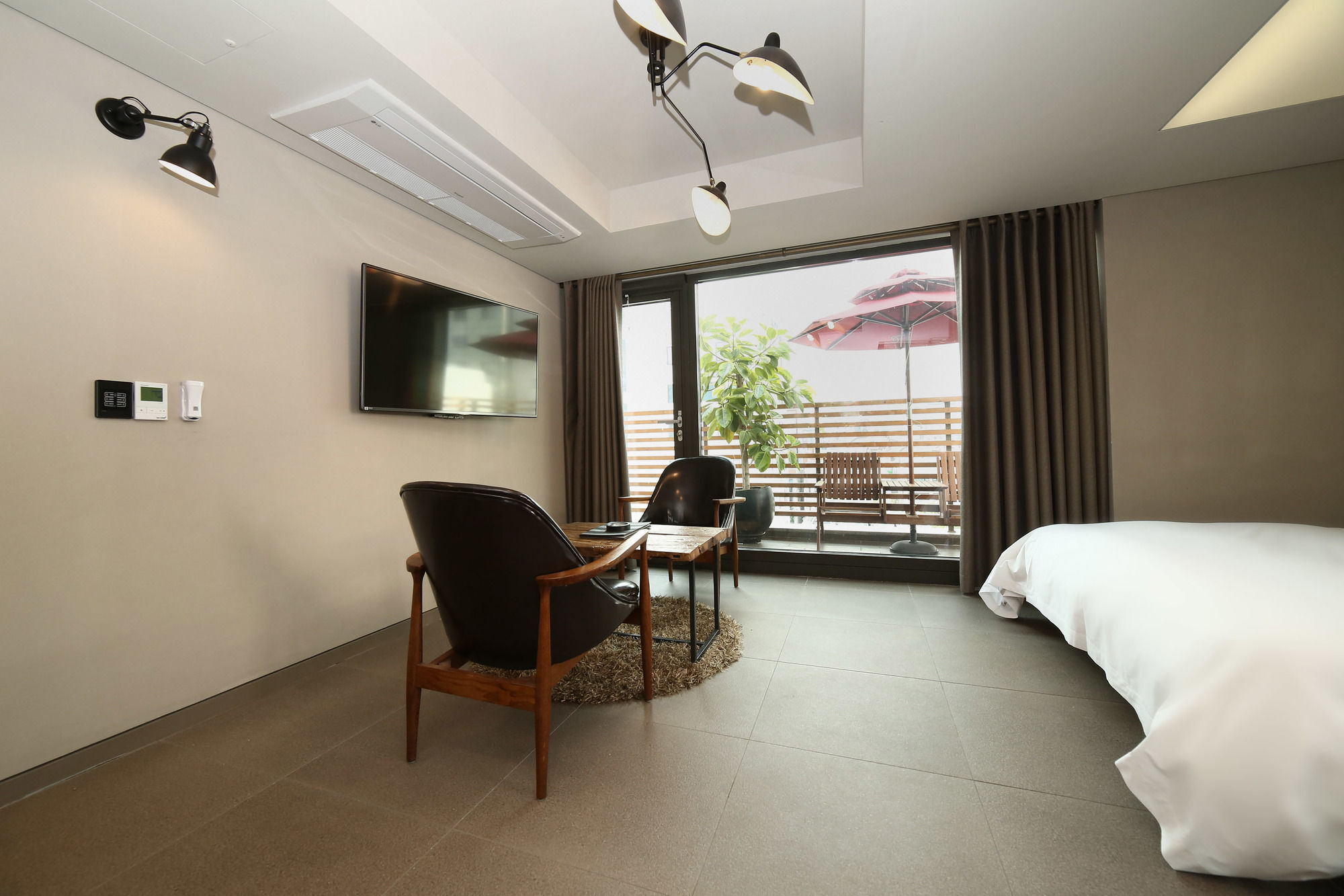 Hotel E-hotel 3*